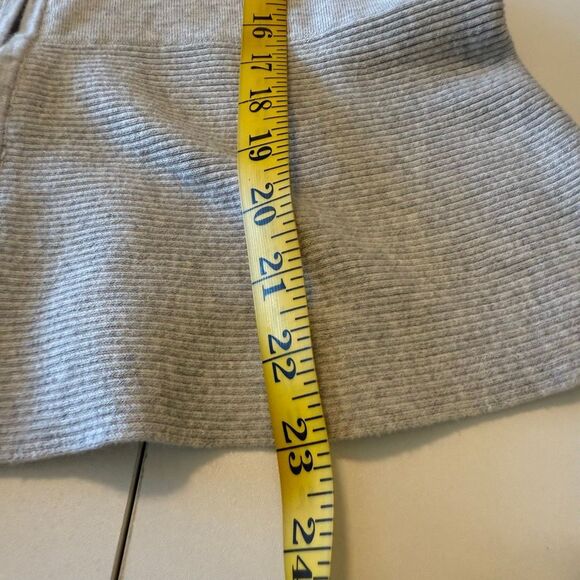 CAbi Willow Light Gray Double Zip Peplum Cardigan Sz M Preppy, Casual - Picture 10 of 13